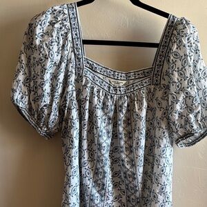 Max Studio Floral Blue and White Blouse